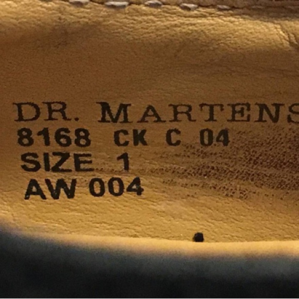 Doc Martens Youth Size 1 - Picture 3 of 8